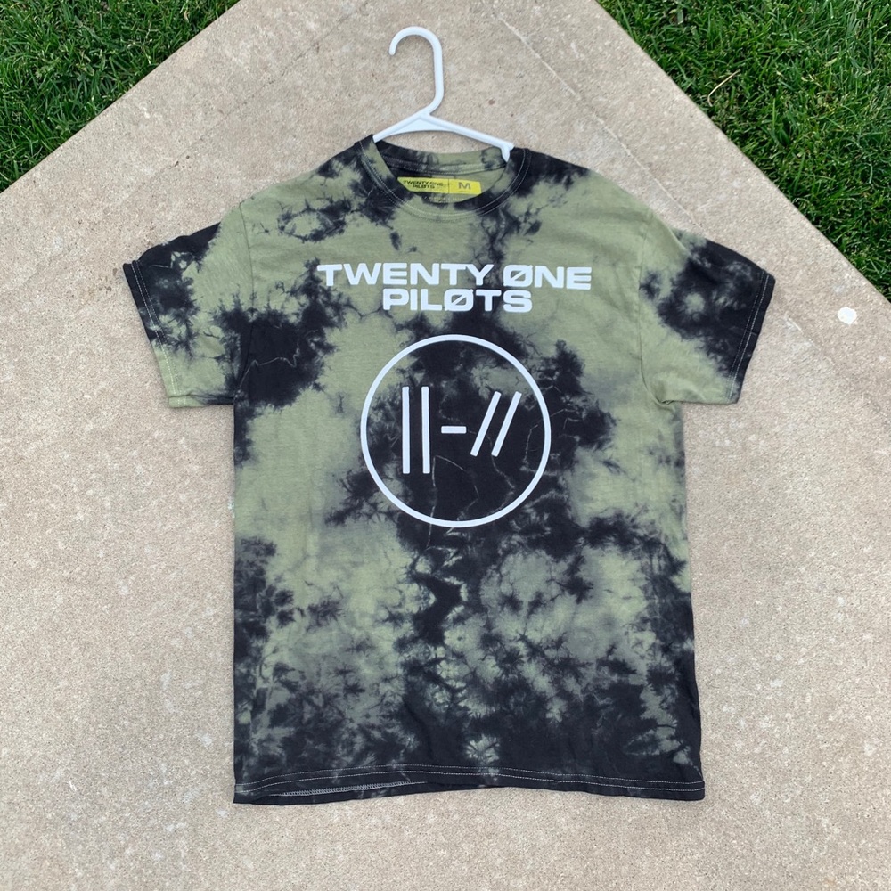 Twenty one pilots reverse tie dye tee